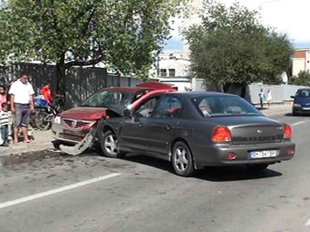 Foto accident UGIRA Baia Mare (c) eMaramures.ro